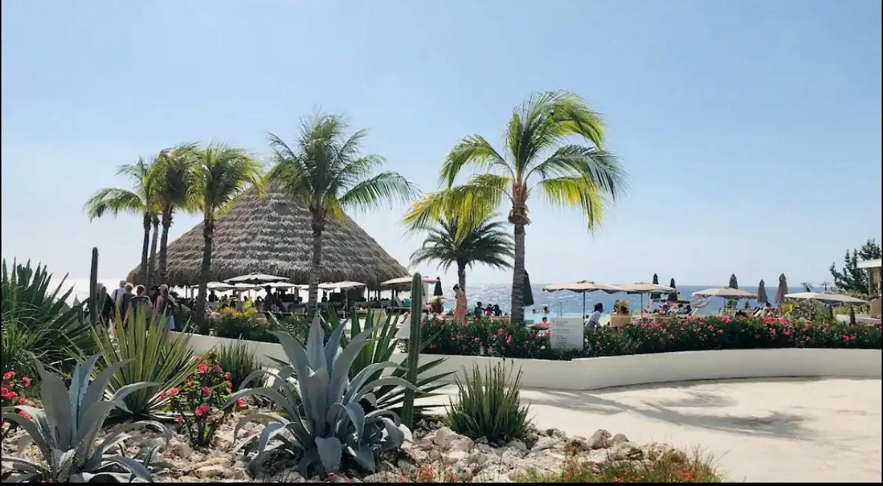 Villa Villadelsol-Ocean Front Resort-Pool-Up To 8 Guests-Walk To The Beach Willibrordus